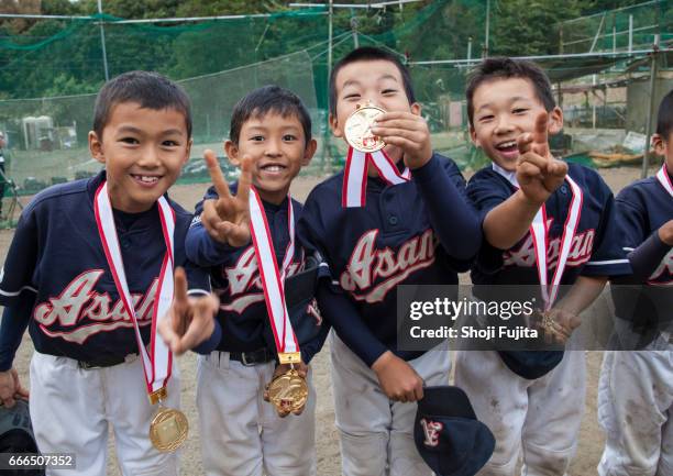 Youth Baseball Players, Medal ceremony