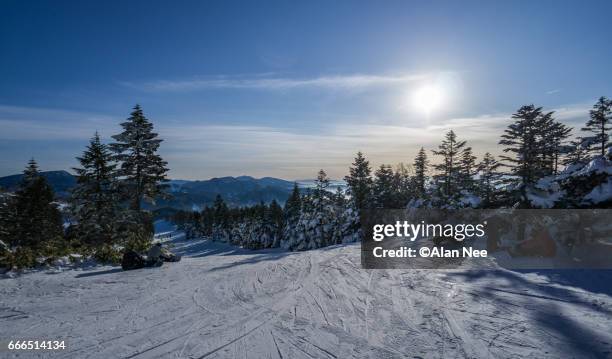 snow mountain in nagano - 長野県 stock pictures, royalty-free photos & images