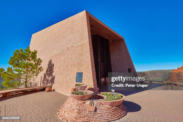 sedona, arizona, usa - chapel of the holy cross sedona stock pictures, royalty-free photos & images