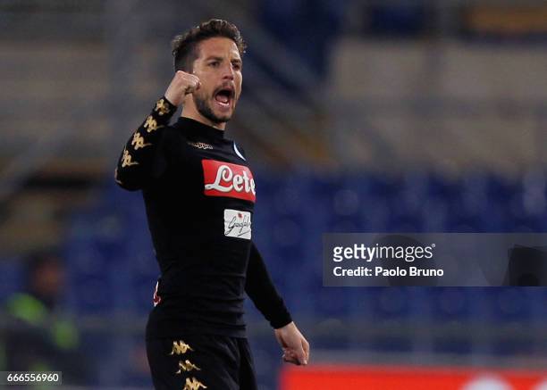 Dries Mertens of SSC Napoli celebrates the opening goal scored by Jose' Maria Callejon during the Serie A match between SS Lazio and SSC Napoli at...