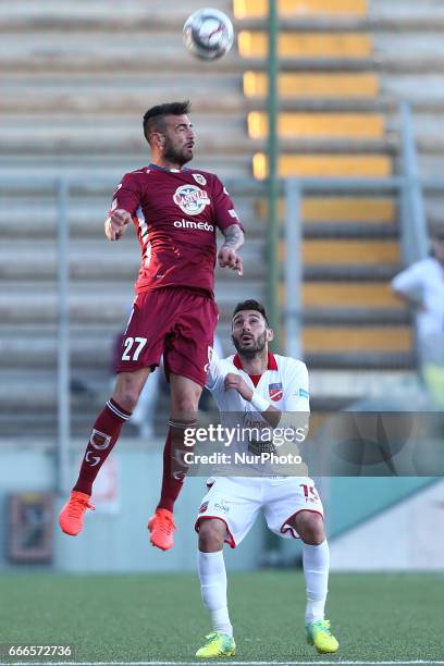 Marco Guidone attaccante dell'A.C. Reggiana in azione durante la gara di Lega Pro girone B tra Teramo Calcio 1913 e A.C. Reggiana presso lo stadio...