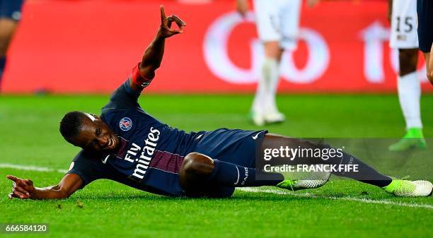 Paris Saint-Germain's French midfielder Blaise Matuidi celebrates after scoring a goal during the French L1 football match between Paris...