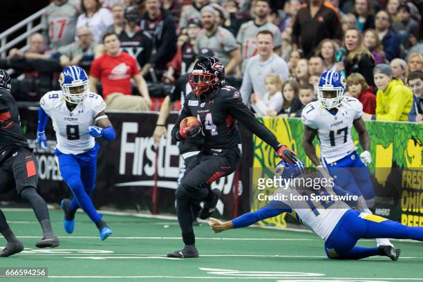 Cleveland Gladiators WR Brandon Thompkins returns a kickoff during the fourth quarter of the Arena League Football game between the Tampa Bay Storm...