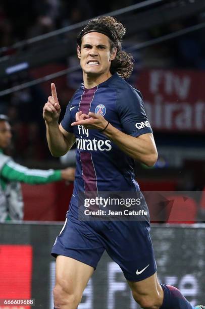 Edinson Cavani of PSG celebrates his goal during the French Ligue 1 match between Paris Saint-Germain and En Avant Guingamp at Parc des Princes on...