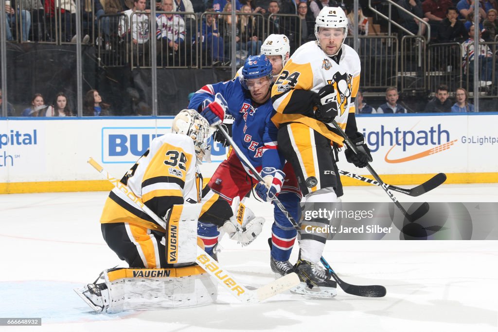 Pittsburgh Penguins v New York Rangers