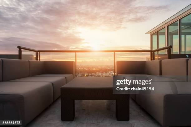 bangkok city rooftop for dining and relaxation on building in the bangkok city - rooftop pool imagens e fotografias de stock