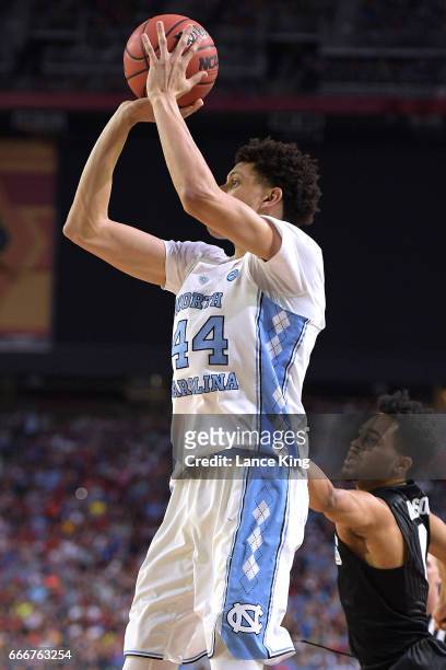Justin Jackson of the North Carolina Tar Heels puts up a shot against the Gonzaga Bulldogs during the 2017 NCAA Men's Final Four Championship at...