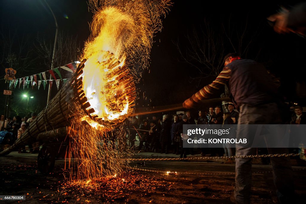 A moment of "Procession Fracchie", Good Friday procession in...