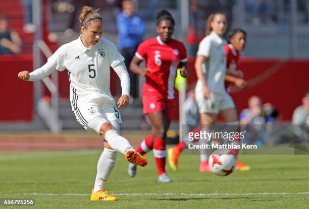 Babett Peter of Germany runs with the ball during the women's international friendly match between Germany and Canada at Steigerwald Stadion on April...