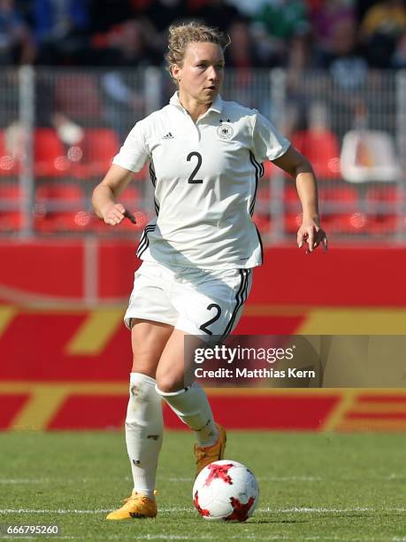 Josephine Henning of Germany runs with the ball during the women's international friendly match between Germany and Canada at Steigerwald Stadion on...