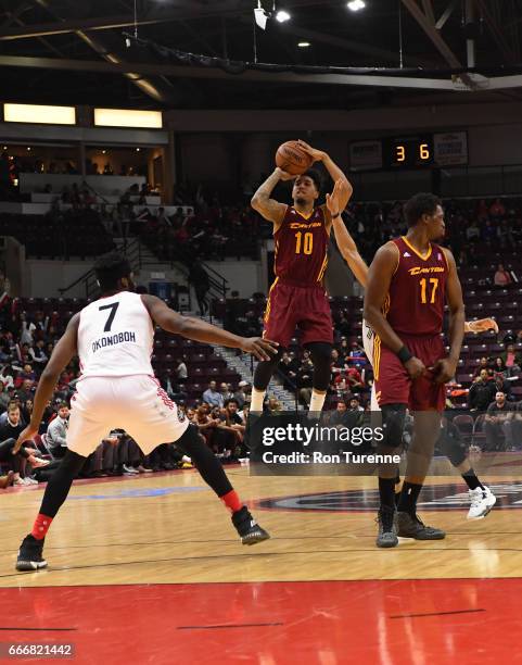 April 8 : Mike Williams of the Canton Charge goes up for the shot during the game against the Raptors 905 at the Hershey Centre on April 8, 2017 in...