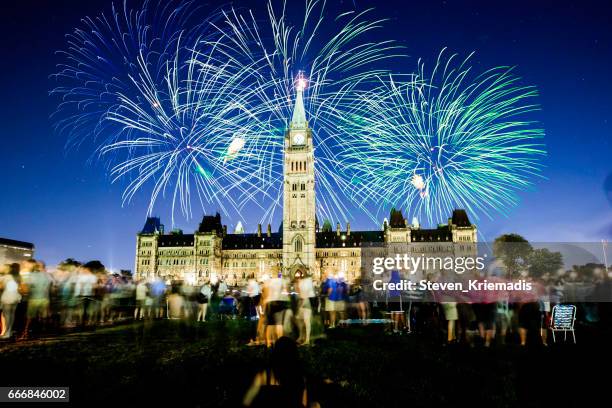 canadá 150 - ottawa fotografías e imágenes de stock