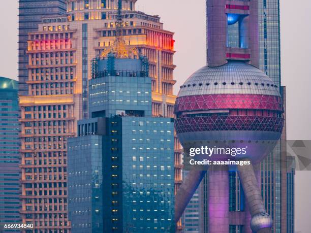 view of urban architecture,detail shot of shanghai landmarks - torre oriental pearl imagens e fotografias de stock