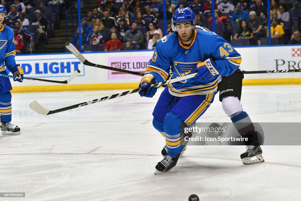 NHL: APR 09 Avalanche at Blues