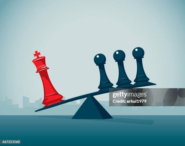 chancengleichheit-arm-balance - vergleich stock-grafiken, -clipart, -cartoons und -symbole