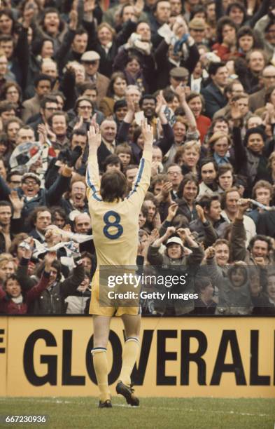 Leeds United striker Allan 'sniffer' Clarke applauds the Leeds United fans at a game circa 1974.