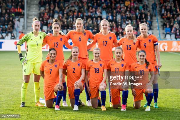 Goalkeeper Sari van Veenendaal of the Netherlands, Tessel Middag of The Netherlands, Anouk Dekker of the Netherlands, Kelly Zeeman of the...