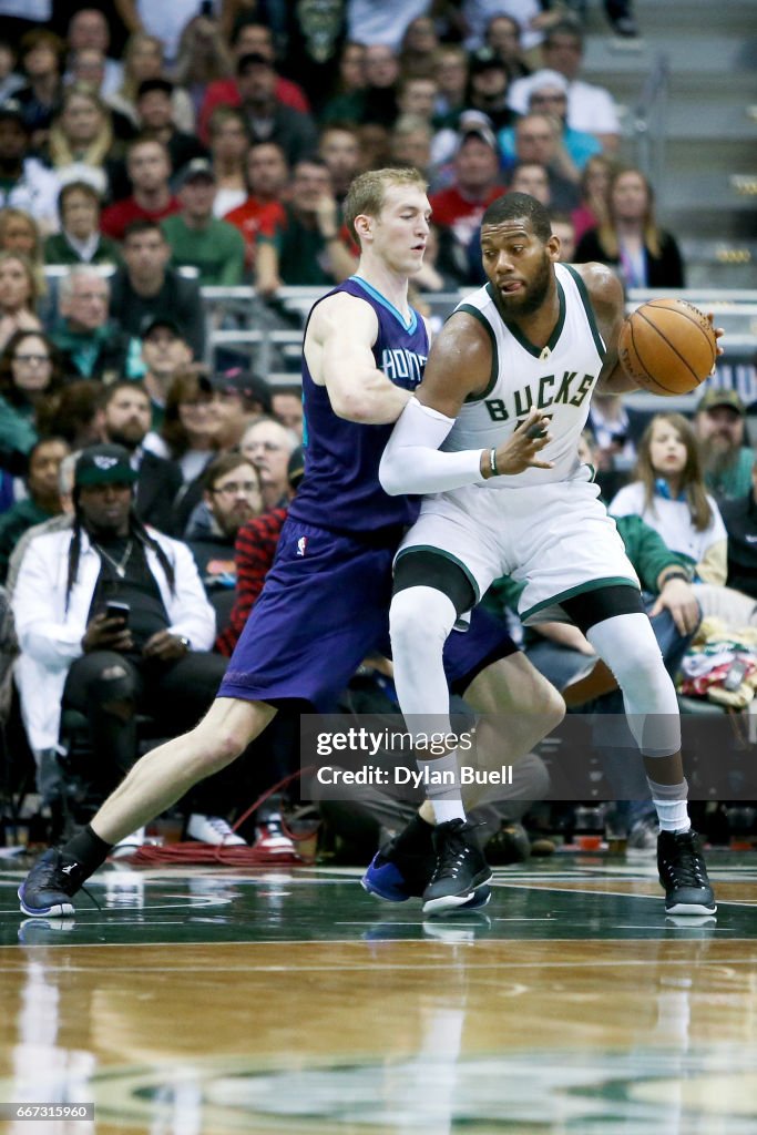 Charlotte Hornets v Milwaukee Bucks