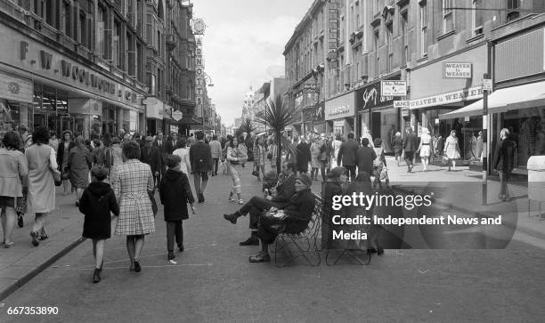 Scenes from Henry Street, Dublin, circa June 1971 .