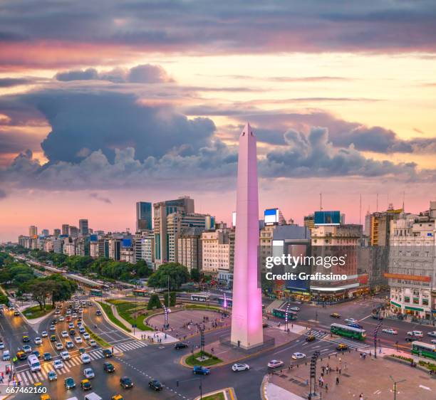 buenos aires argentina downtown rush hour sunset - buenos aires sunset stock pictures, royalty-free photos & images