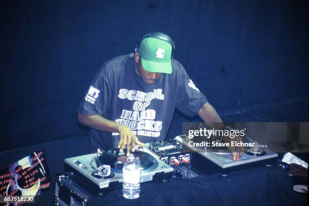 Akyneli The Rapper 92 Akinyele Stock Photos, High-Res Pictures, and Images - Getty Images