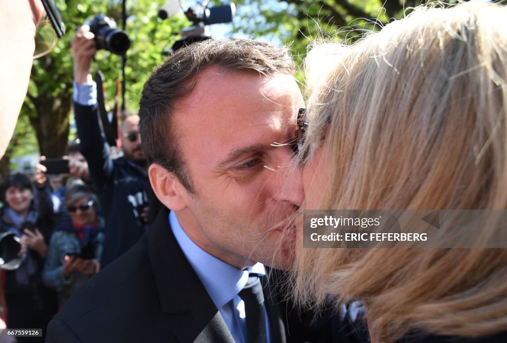 FRANCE2017-VOTE-EN MARCHE