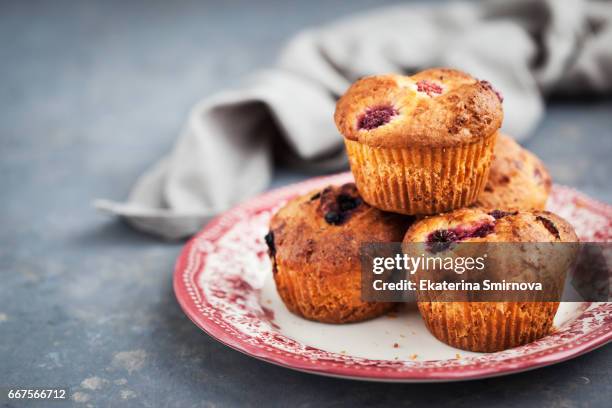 homemade delicious raspberry muffins - brambleberry stock pictures, royalty-free photos & images