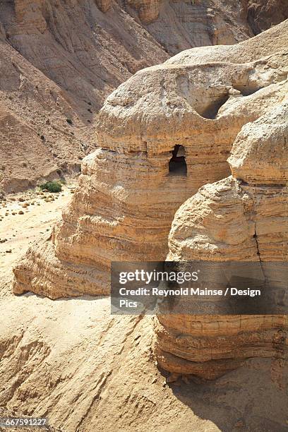 qumran caves - qumran stock pictures, royalty-free photos & images