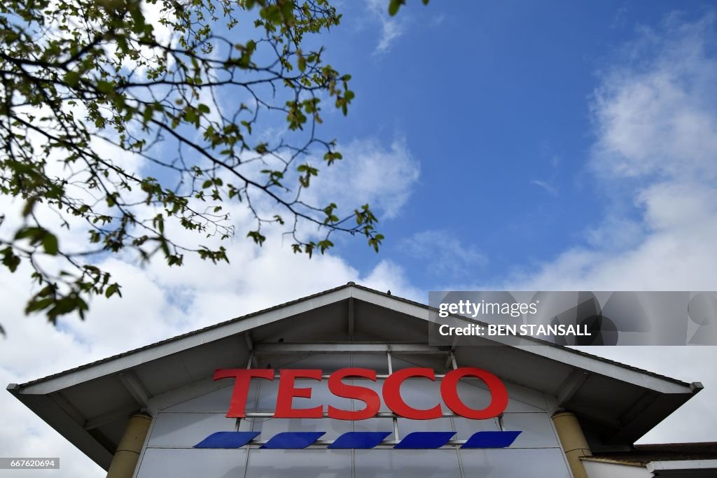 BRITAIN-RETAIL-FOOD-EARNINGS-BUSINESS-TESCO