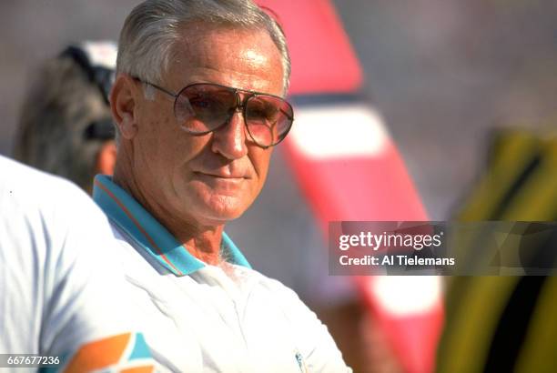 Closeup of Miami Dolphins coach Don Shula during game vs Philadelphia Eagles at Veterans Stadium. Philadelphia, PA CREDIT: Al Tielemans
