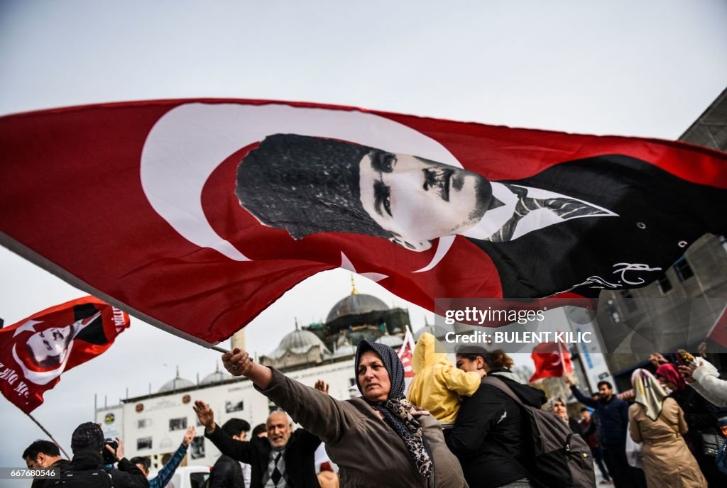 TOPSHOT-TURKEY-POLITICS-VOTE
