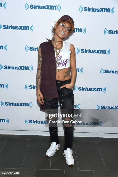 Neisha Croyle 14 Neisha Neshae Stock Photos, High-Res Pictures, and Images - Getty Images