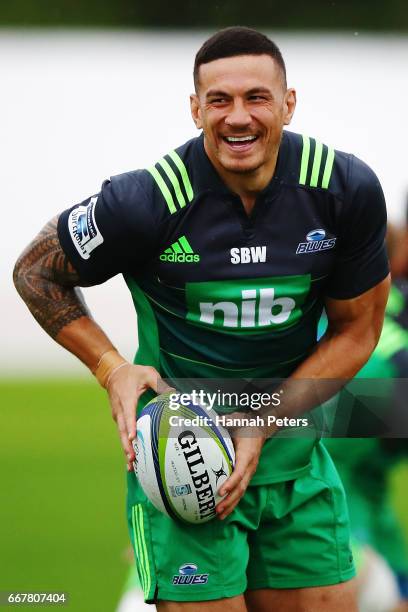 Sonny Bill Williams wearing a new training jersey with no sponsorship on his colar attends an Auckland Blues Super Rugby training session at Eden...