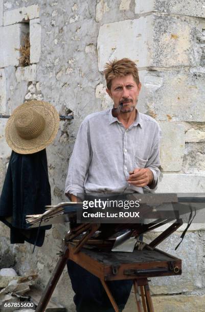 French actor Jacques Dutronc on the set of the film Van Gogh, directed by Maurice Pialat.