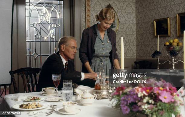 American actors Paul Newman and Joanne Woodward on the set of the film Mr. & Mrs. Bridge, directed by James Ivory.