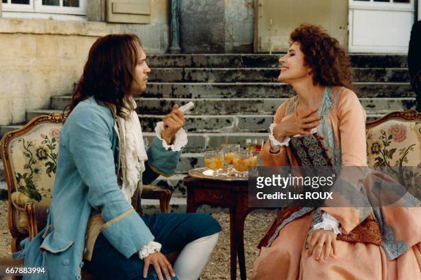 Swiss actor Vincent Perez and French actress Fanny Ardant on the set of the film Le Libertin , directed by Gabriel Aghion.