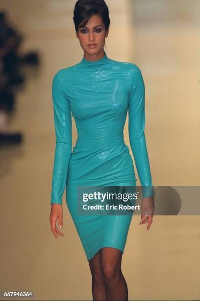 SPRING/SUMMER 96 READY-TO-WEAR: CHANTAL THOMASS