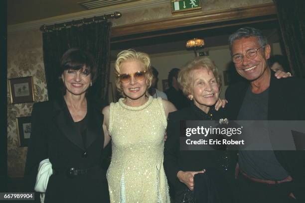 Jean-Marie and Anne-Marie Perier, Sylvie Vartan and her mother.