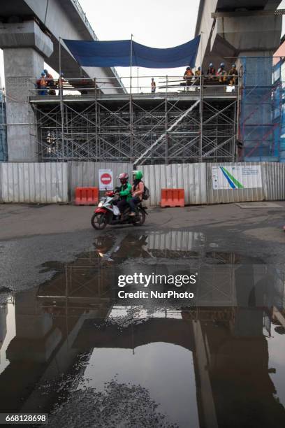 The progress view of MRT project at Blok-M Area South Jakarta. The development of MRT at Lebak Bulus-Fatmawati-Blok M has already reach 65%.