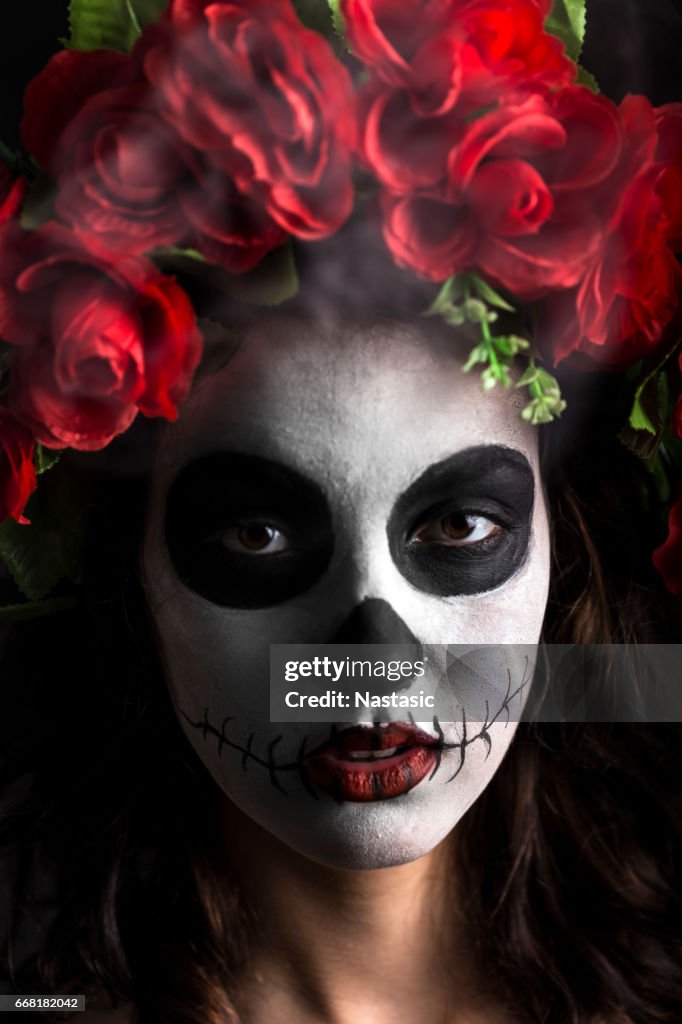 Sugar Skull Bride Makeup: Vibrant Bridal Traditions with Modern Flair