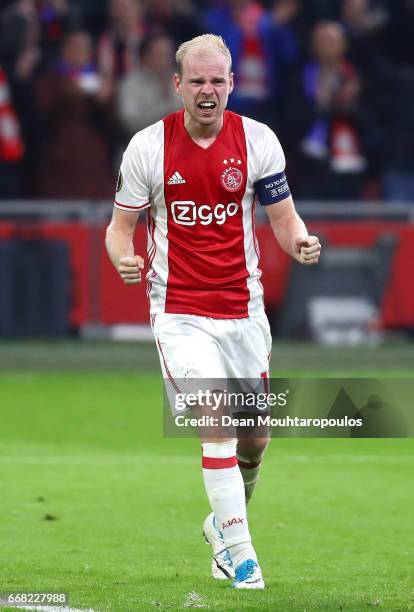 Davy Klaassen of Ajax celebrates after the full time whistle ring the UEFA Europa League quarter final first leg match between Ajax Amsterdam and FC...