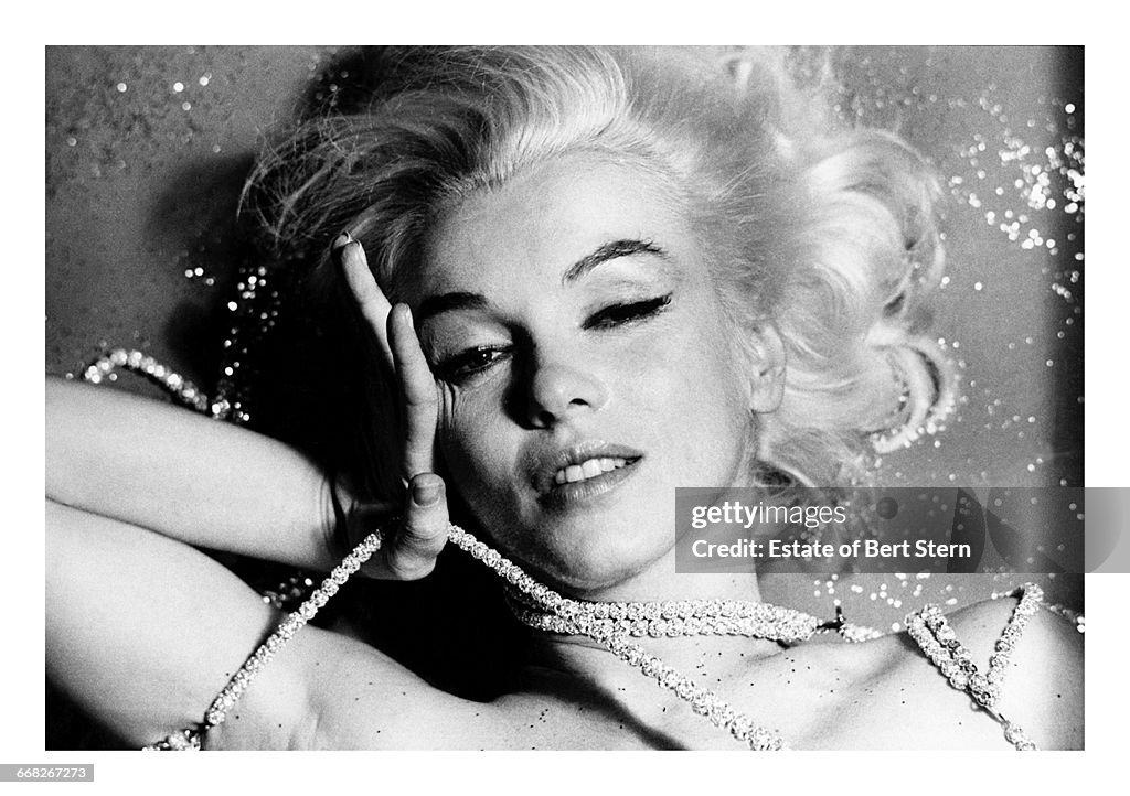 Marilyn With Necklace