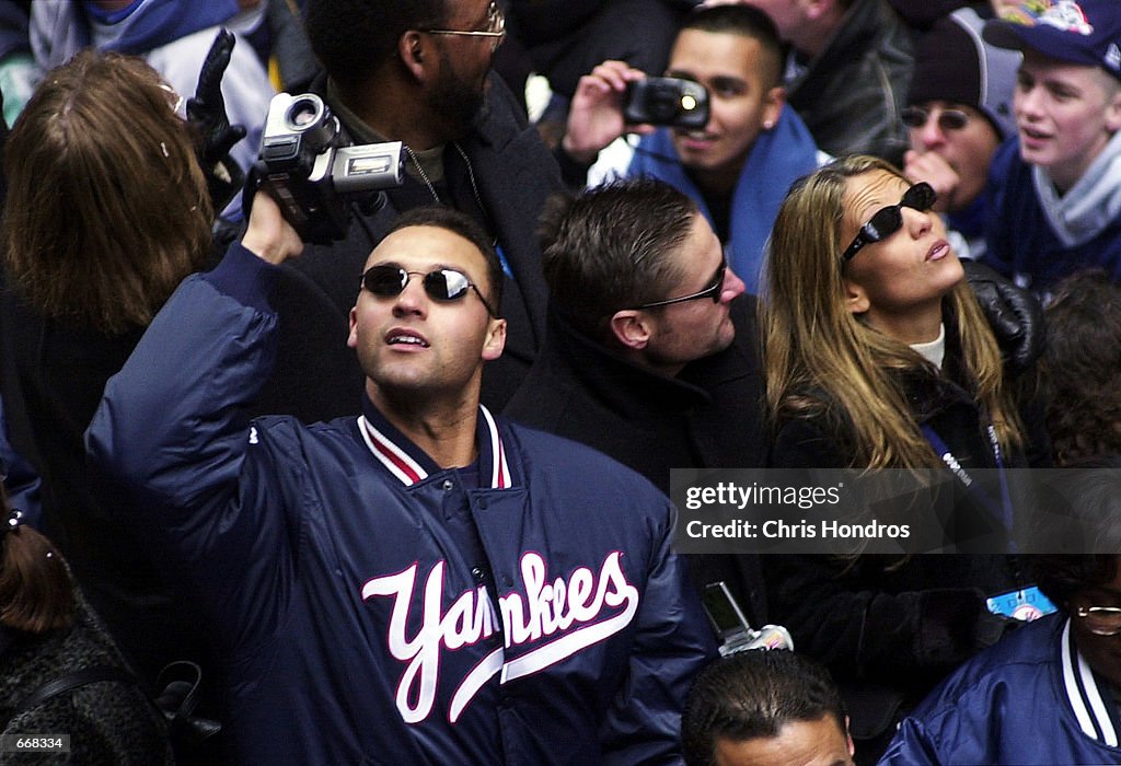 New York Fans Cheer Yankee Parade