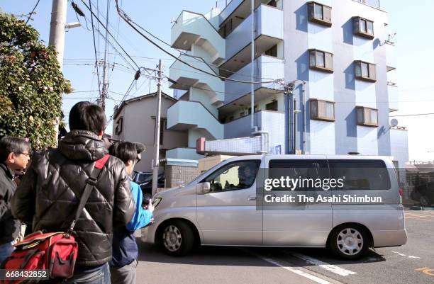 Car carrying suspect Yasumasa Shibuya leaves for Abiko Police Station after his arrest on April 14, 2017 in Matsudo Chiba, Japan. 9-year-old...