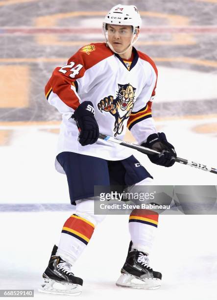 Jiri Hudler of the Florida Panthers plays in the game against the Boston Bruins at TD Garden on March 25, 2016 in Boston, Massachusetts.