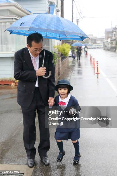 kindergarten entrance ceremony day - 制服 stock-fotos und bilder