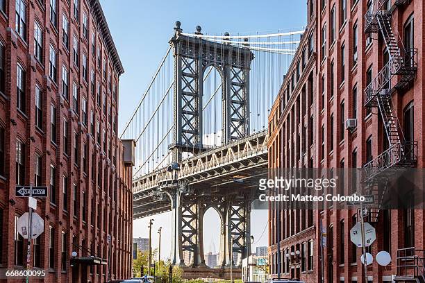 manhattan bridge,  new york city, usa - brooklyn foto e immagini stock