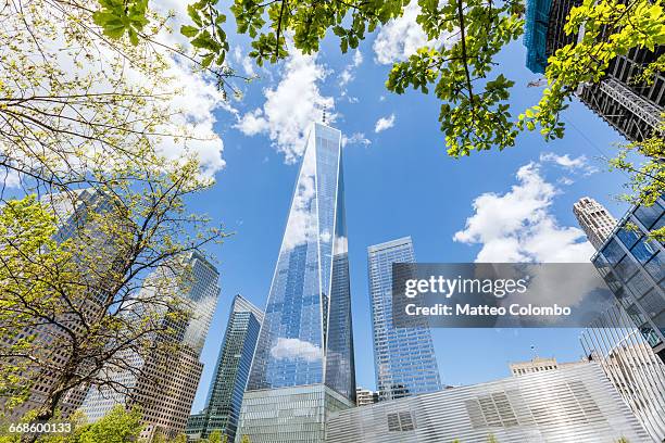 one world trade center in spring, new york, usa - one world trade center new york bildbanksfoton och bilder