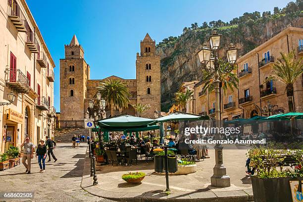 cathedral of cefalu in sicily - sicily italy stock pictures, royalty-free photos & images