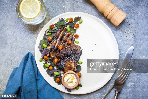 grilled oyster mushroom salad for lunch - pepper pot stock pictures, royalty-free photos & images